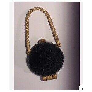 LOL Surprise Missy Meow Purse and Crown